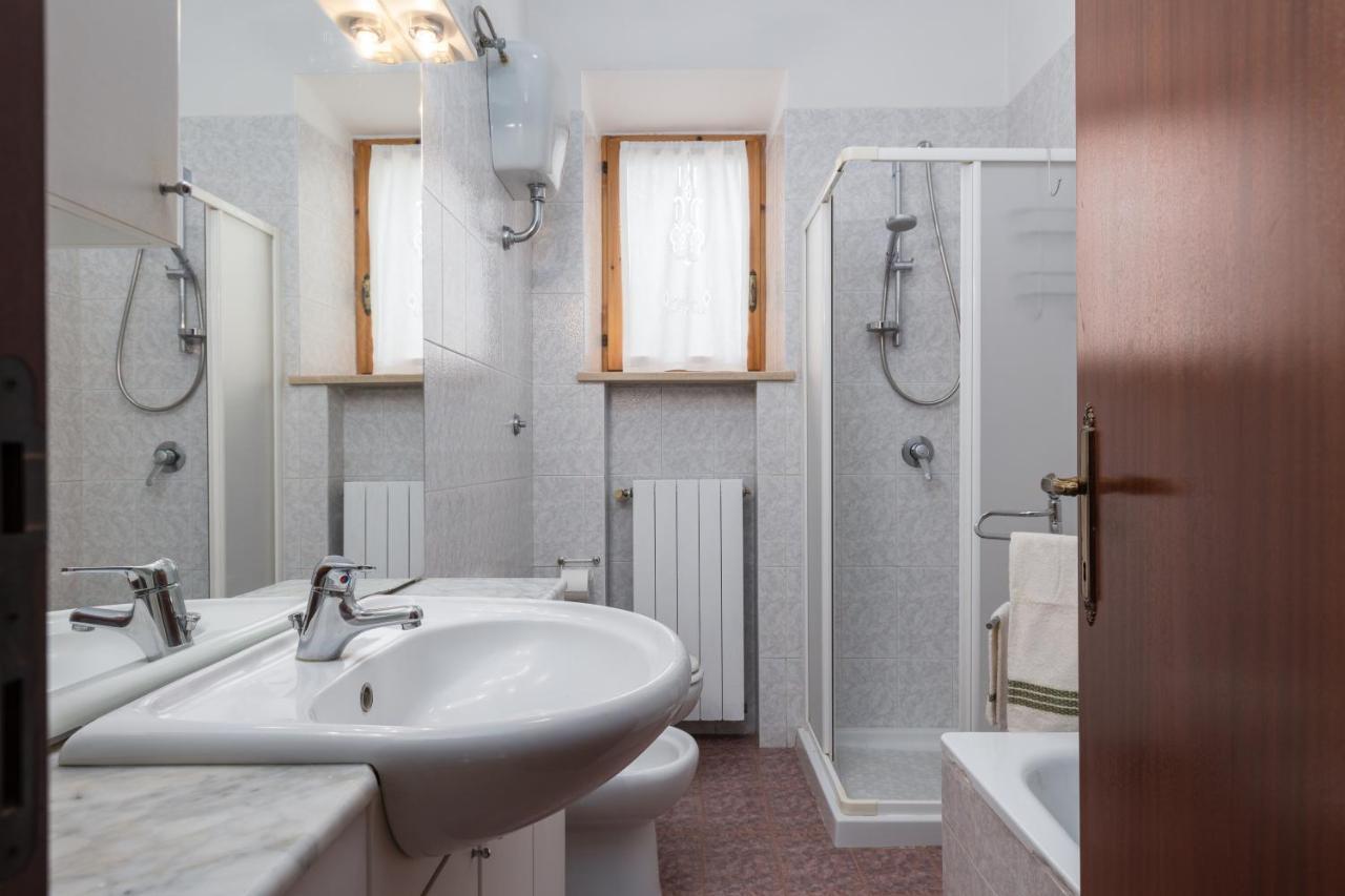 Enchanting Flat With Patio In Abbadia A Isola Monteriggioni Zewnętrze zdjęcie