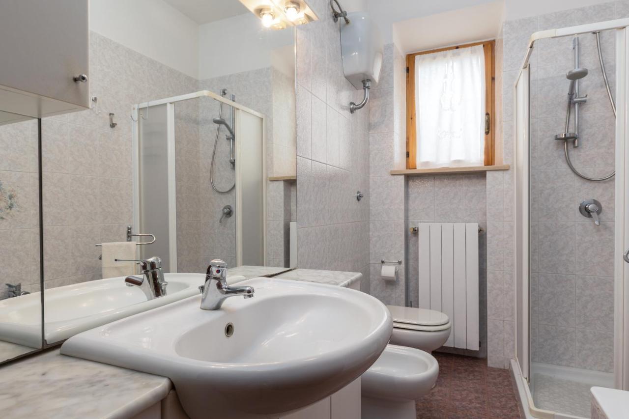 Enchanting Flat With Patio In Abbadia A Isola Monteriggioni Zewnętrze zdjęcie